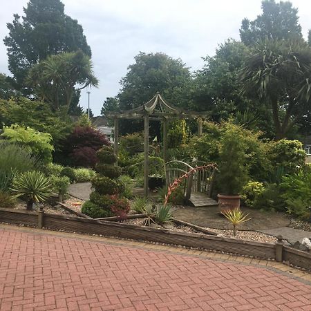 The Firs - Englefield Studio Bed & Breakfast Douglas Exterior photo